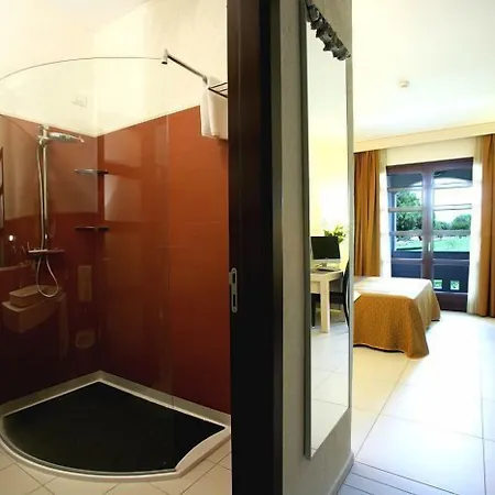 Gh Ξενοδοχείο 4*